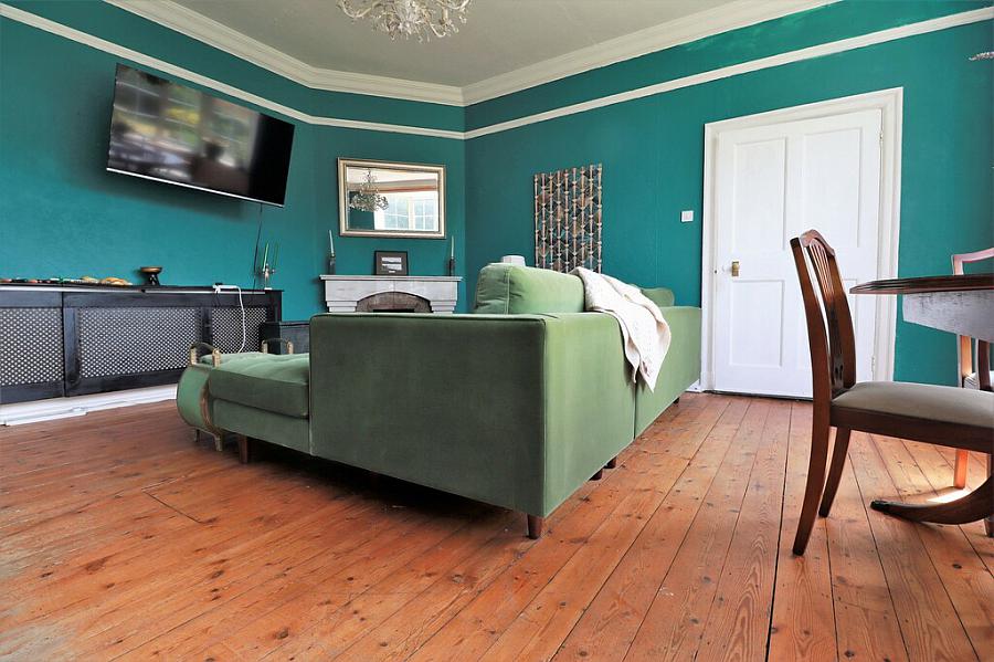 1 Kary Hill House