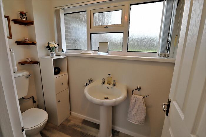 4 Deer Park Road 4 Deer Park Road