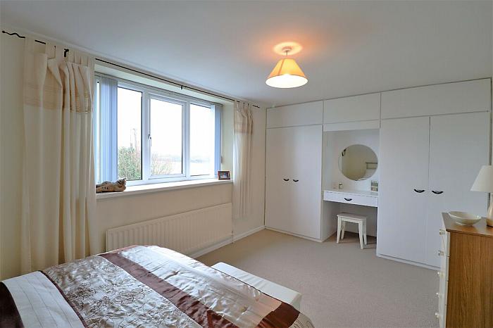 4 Deer Park Road