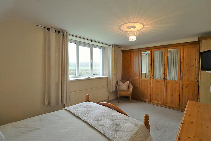 4 Deer Park Road 4 Deer Park Road