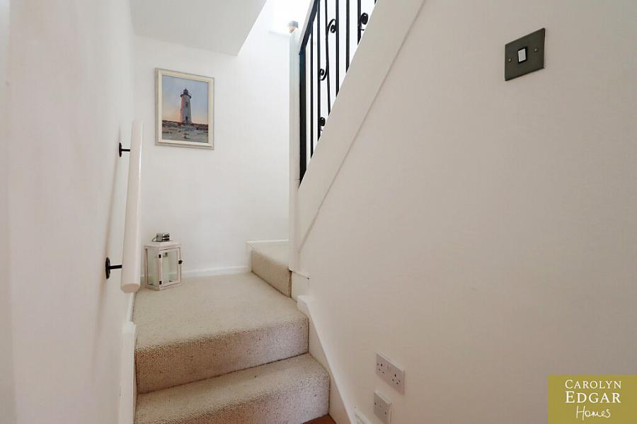 Willow Cottage 9 Windmill Hill