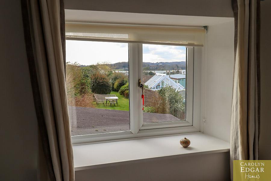 Willow Cottage 9 Windmill Hill