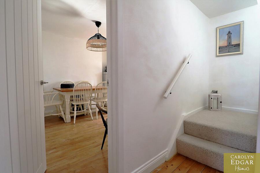 Willow Cottage 9 Windmill Hill