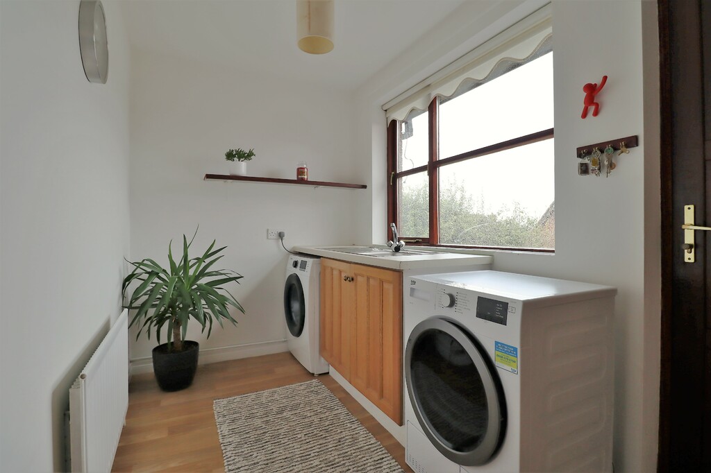 4 Lord Warden's Glen 4 Lord Warden's Glen