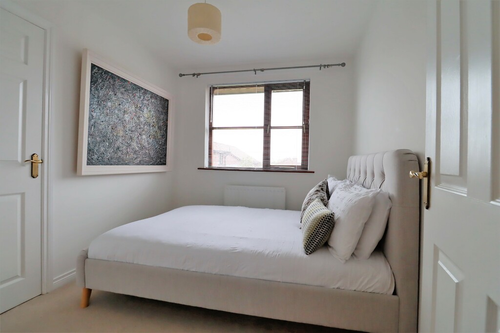 4 Lord Warden's Glen 4 Lord Warden's Glen