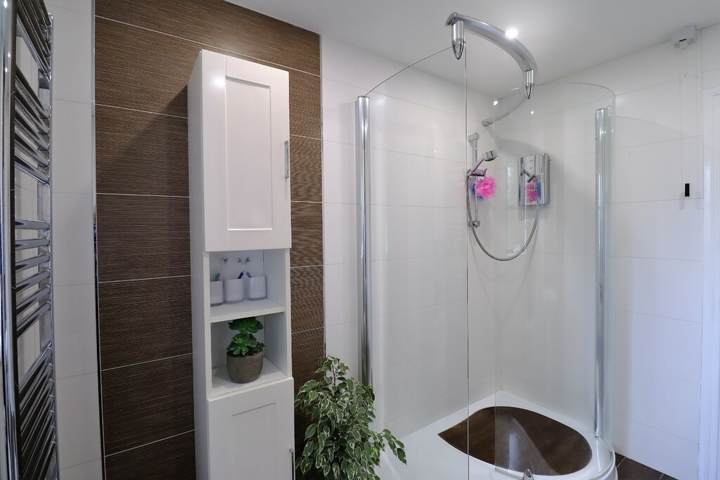 4 Lord Warden's Glen 4 Lord Warden's Glen