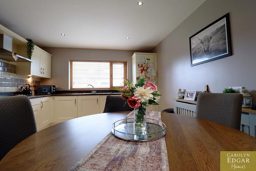 8 Castle Meadow Link