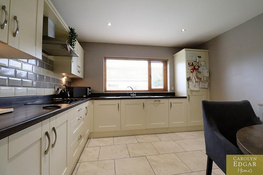 8 Castle Meadow Link