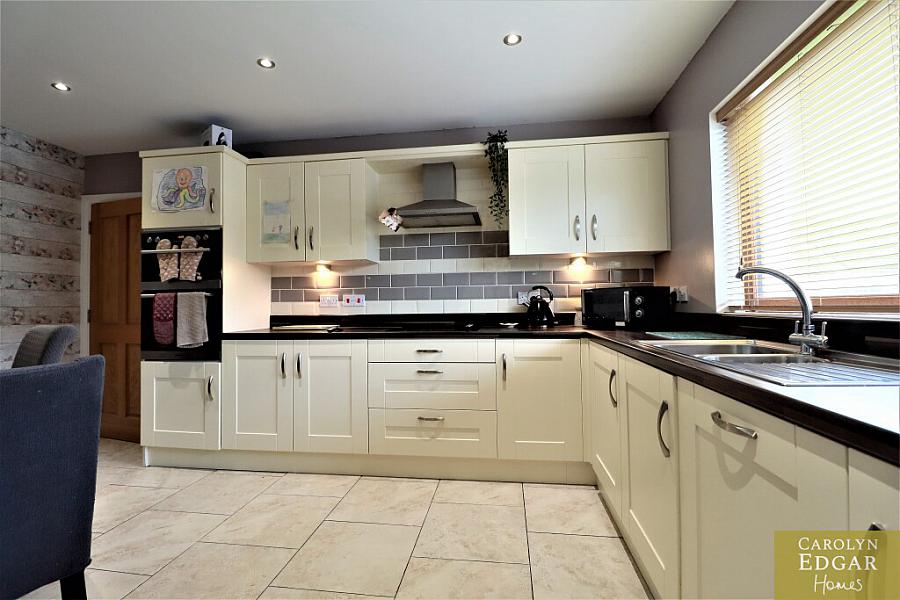 8 Castle Meadow Link
