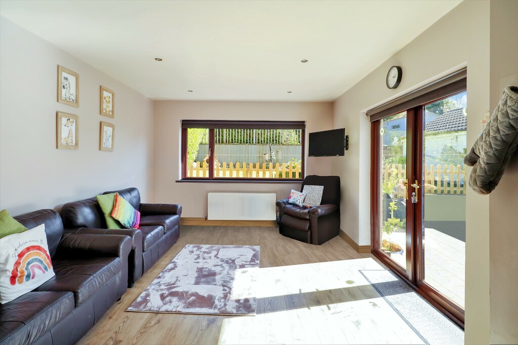 5 Windmill Meadows 5 Windmill Meadows