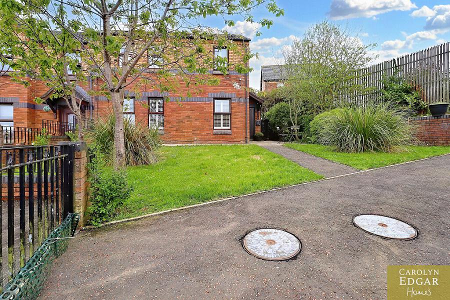 25 Wheatfield Drive