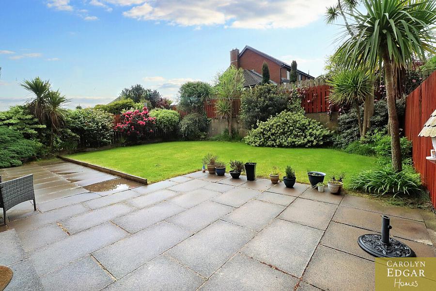 34 Lord Warden's Avenue