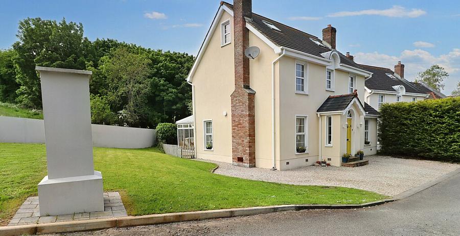 150 Scrabo Road 150 Scrabo Road