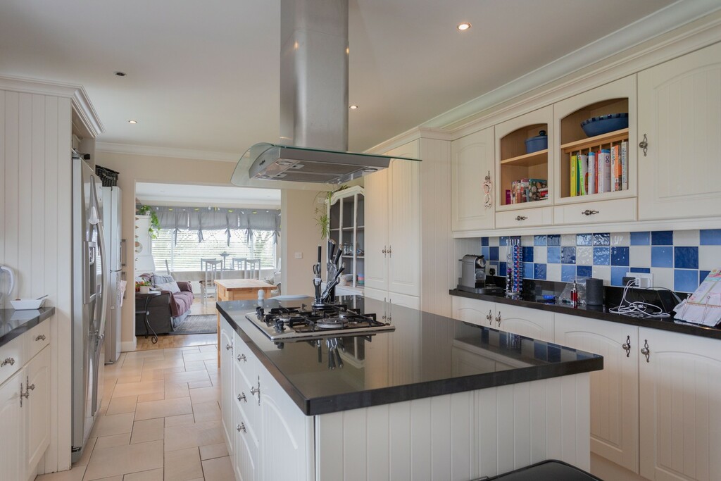 19 Tullymally Road 19 Tullymally Road