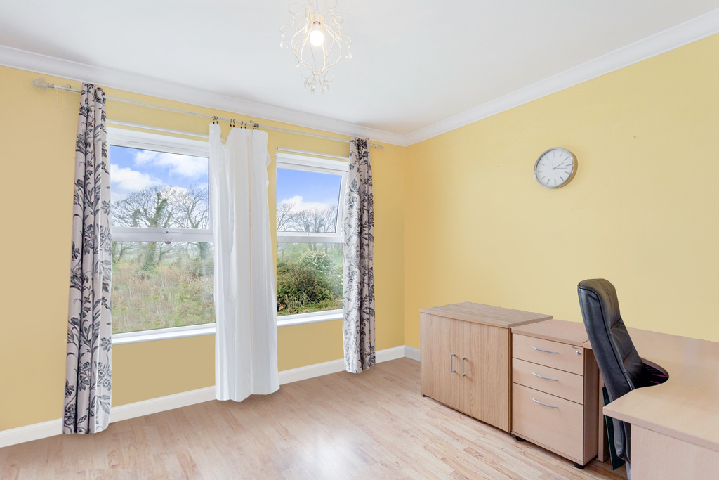 19 Tullymally Road 19 Tullymally Road