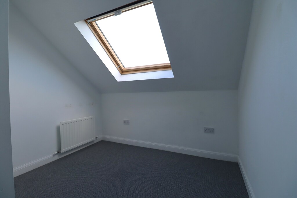 19 Tullymally Road 19 Tullymally Road