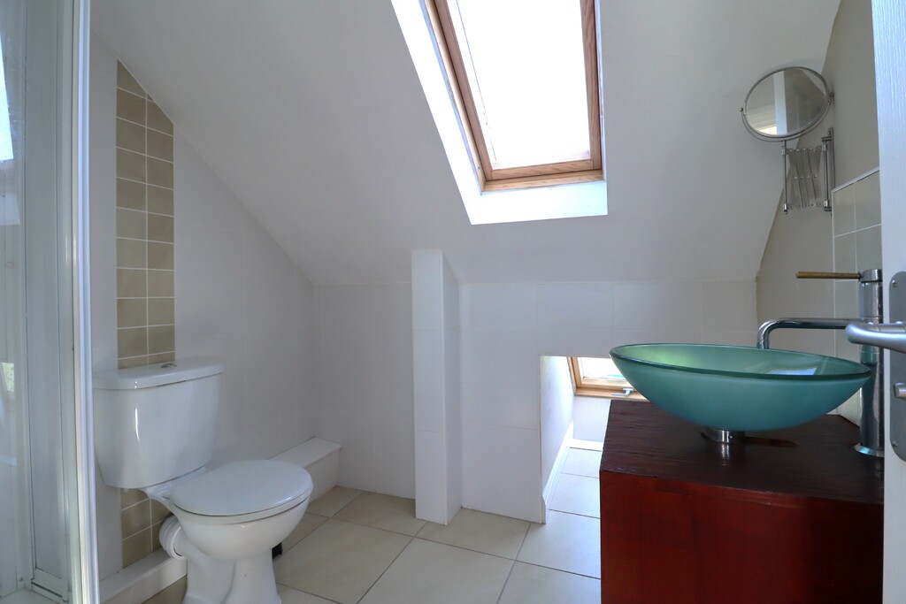 19 Tullymally Road 19 Tullymally Road