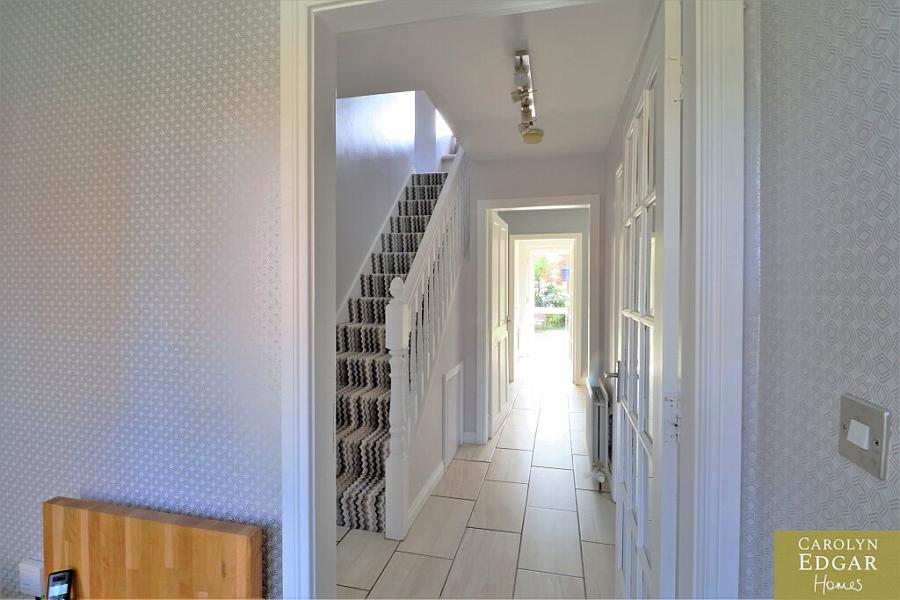 33 Demesne Crescent
