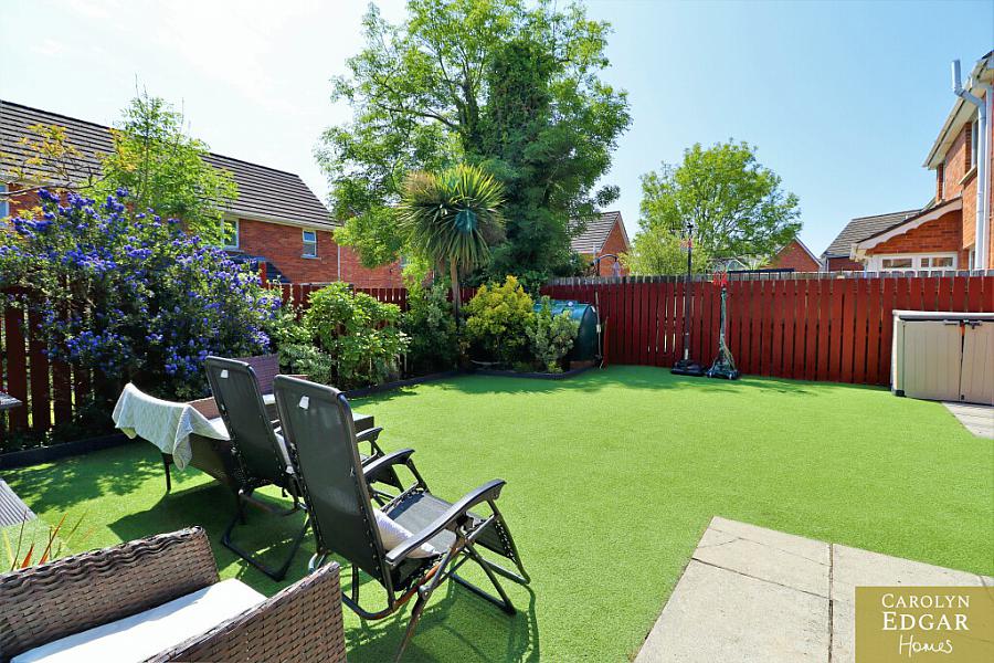 33 Demesne Crescent
