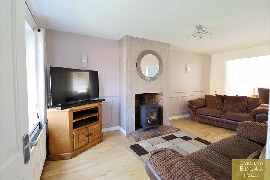 33 Demesne Crescent