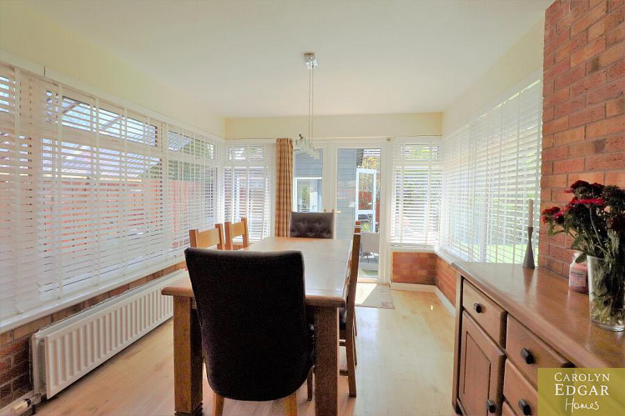 33 Demesne Crescent