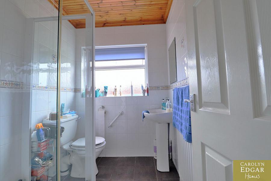 41 Ferndene Gardens