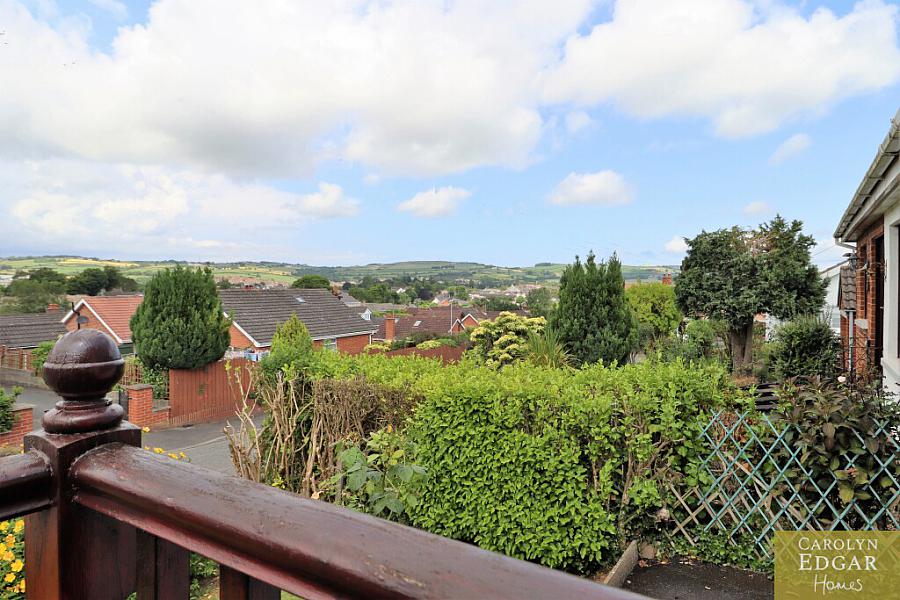 41 Ferndene Gardens