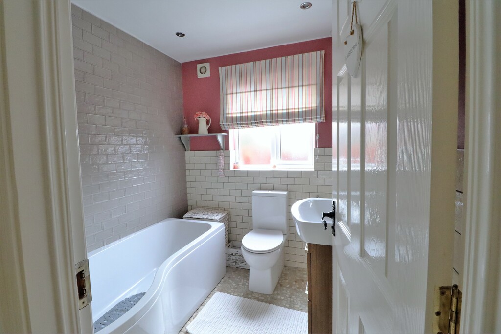 15 Gowland Hollow 15 Gowland Hollow