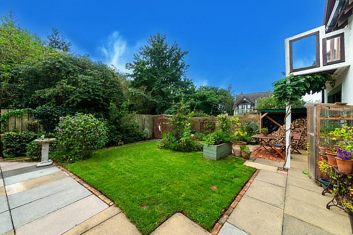 5 Watermeade Park