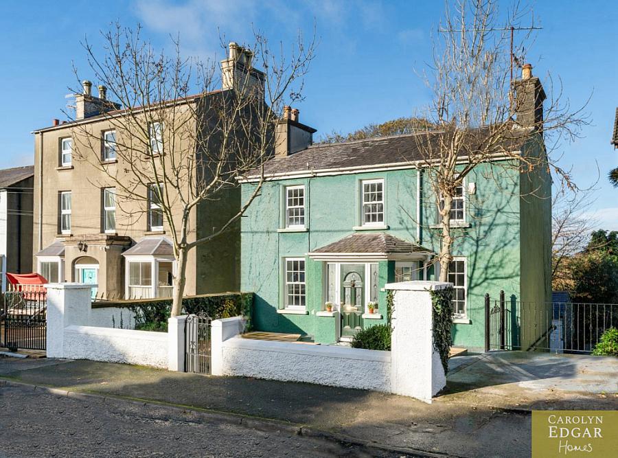 'Victorian Villas'  118 Saul Street