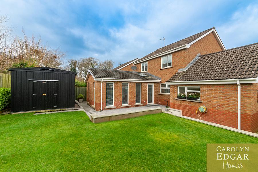 32 Lord Warden's Hollow