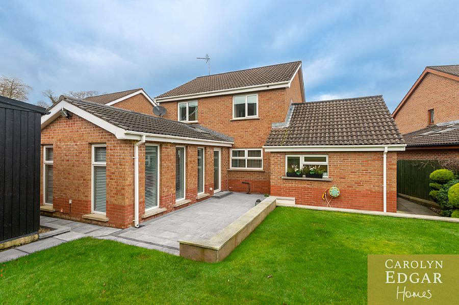 32 Lord Warden's Hollow