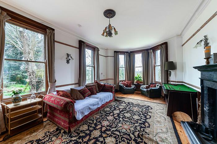 Victoria Villa, 106 Saul Street Victoria Villa, 106 Saul Street
