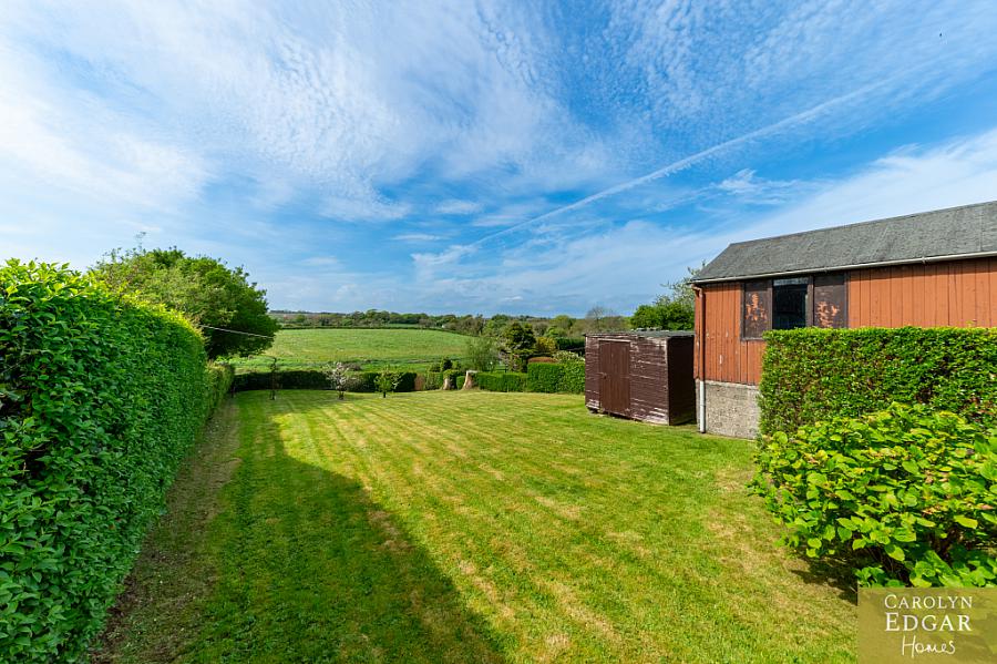 5 Millers Lane Crescent