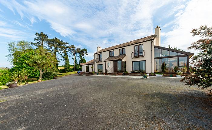 Lough Cowey Lodge, 9 Lough Cowey Road Lough Cowey Lodge, 9 Lough Cowey Road