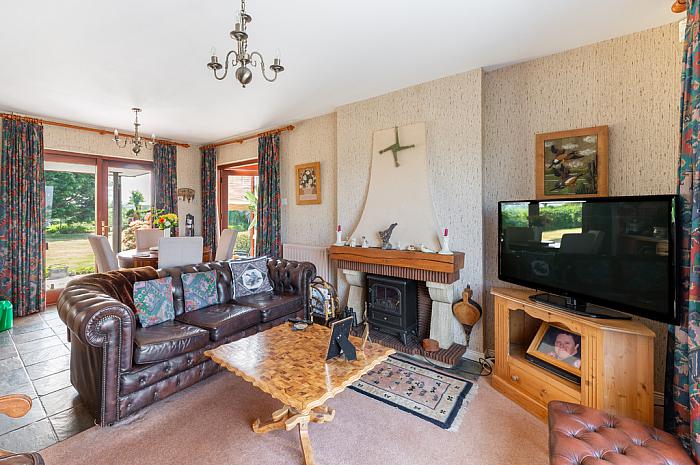 Lough Cowey Lodge, 9 Lough Cowey Road Lough Cowey Lodge, 9 Lough Cowey Road