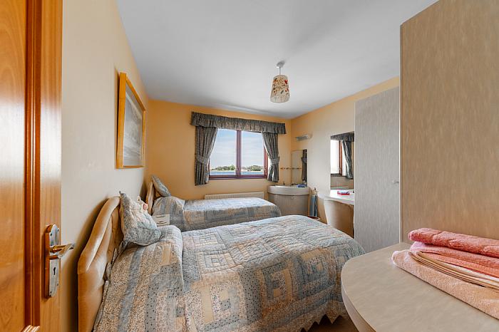 Lough Cowey Lodge, 9 Lough Cowey Road Lough Cowey Lodge, 9 Lough Cowey Road