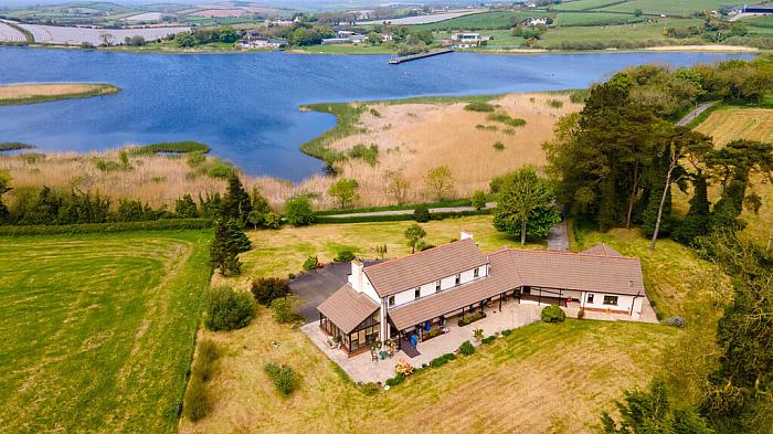 Lough Cowey Lodge, 9 Lough Cowey Road Lough Cowey Lodge, 9 Lough Cowey Road