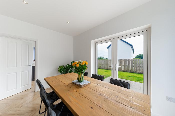 21 Balmoral Road