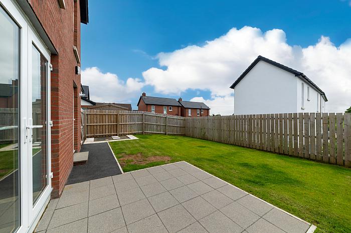 21 Balmoral Road