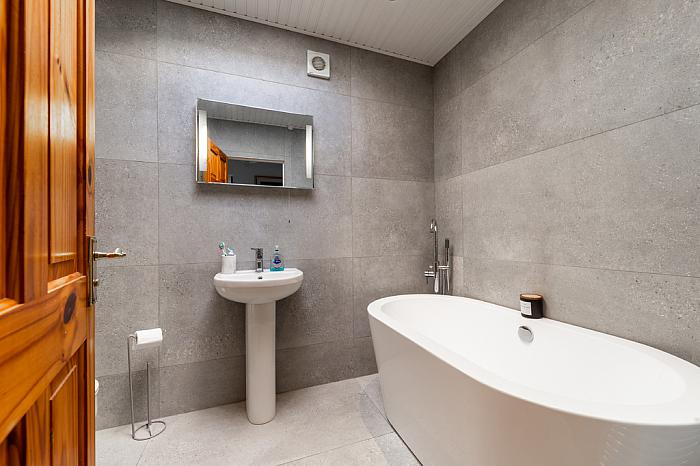 36 Ballycrochan Road