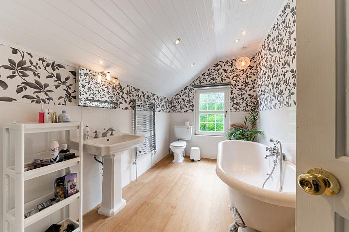 Kirkiston Cottage, 58 Ballyeasborough Road Kirkiston Cottage, 58 Ballyeasborough Road