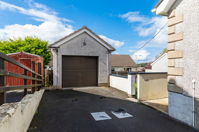 31 Joe Tomelty Drive