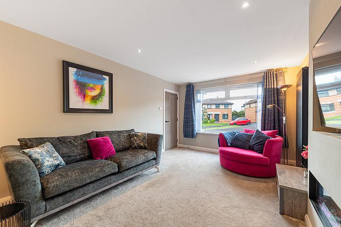 2 Grangewood Park