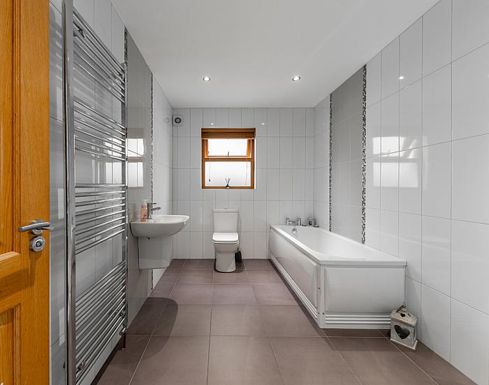 31 Castle Meadow Drive