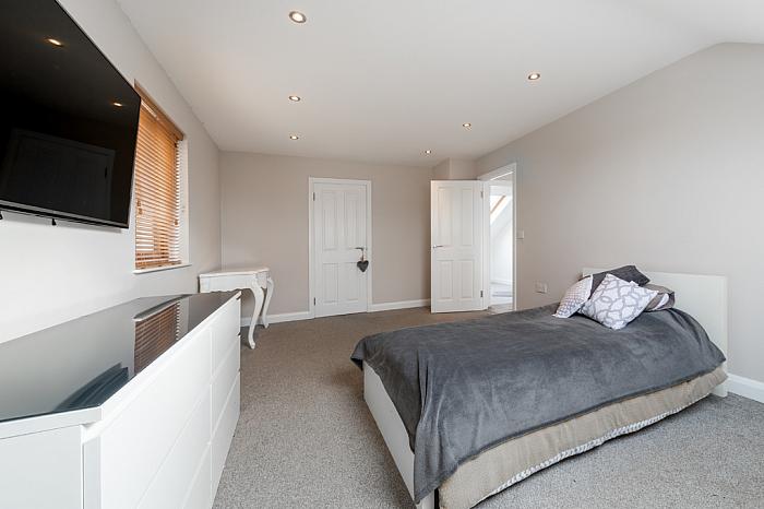 31 Castle Meadow Drive