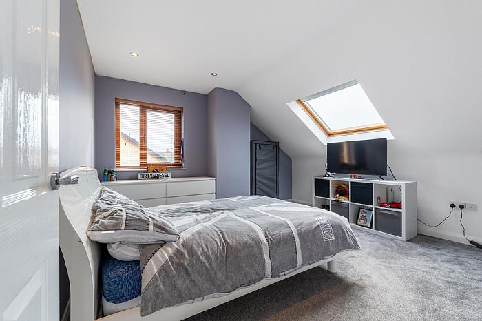 31 Castle Meadow Drive