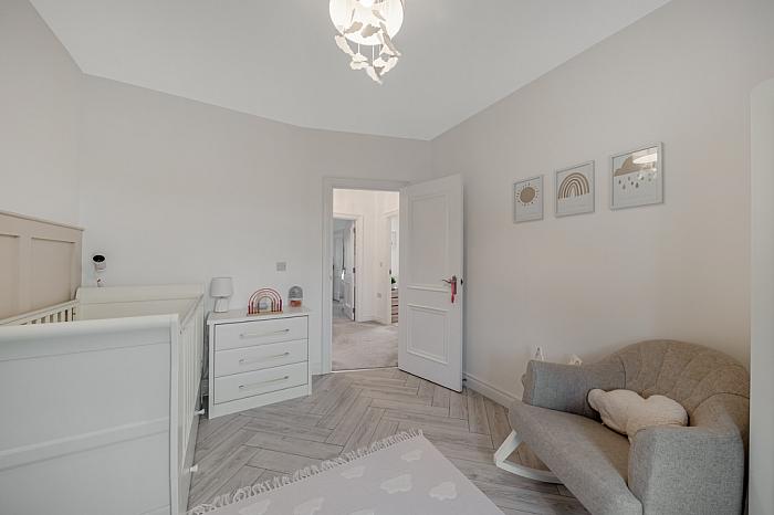 18 Rowanvale Crescent