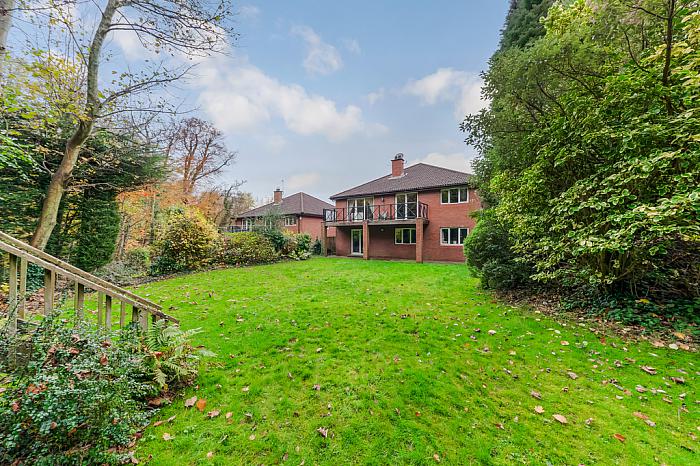 1 Beechwood, Old Quay Court