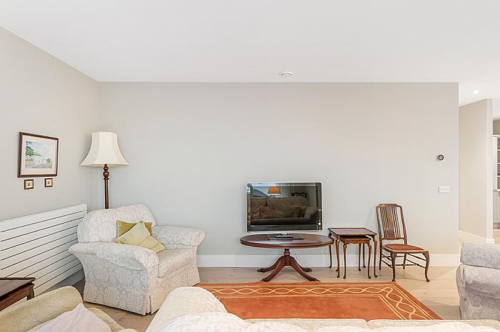 Apartment 1 .6